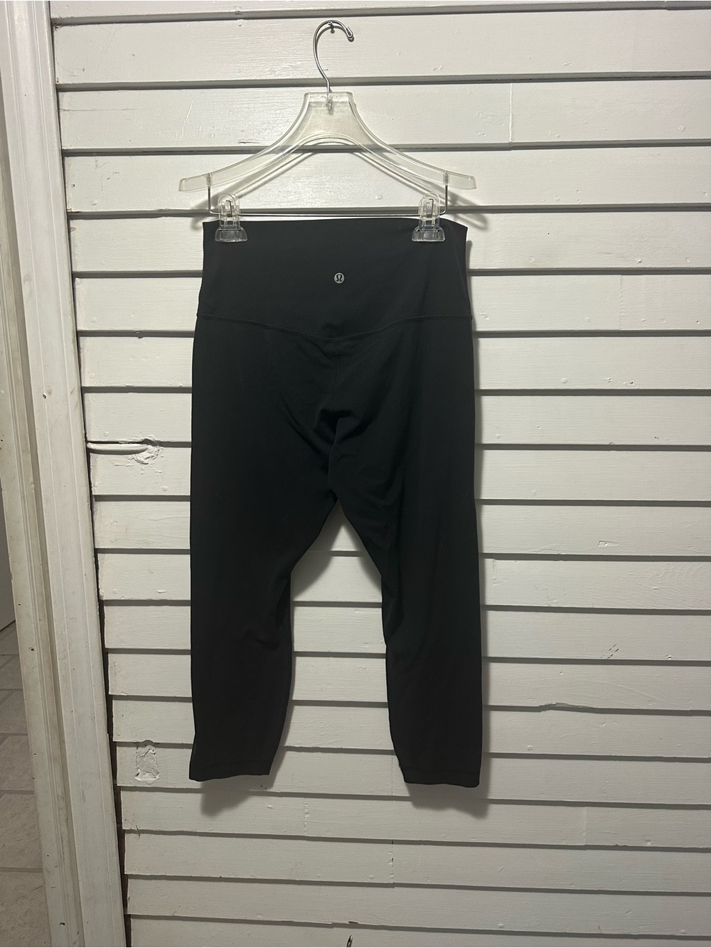 lululemon athletica Black Cropped High-Rise Leggings 25 inch inseam align